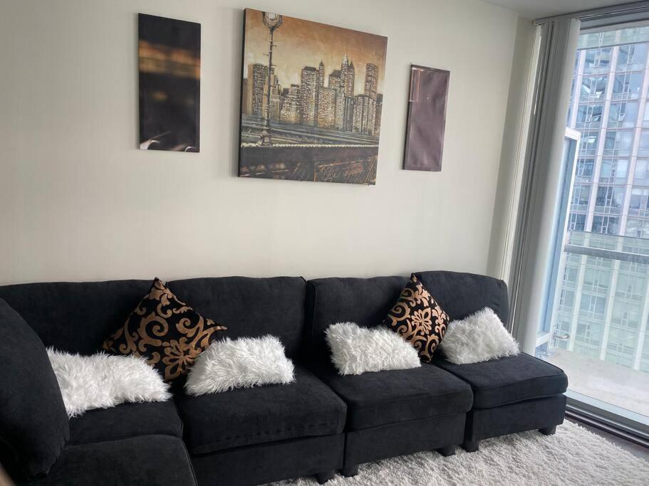 Cozy 2 Bedroom Free Parking Downtown Toronto 1Min Scotiabank Arena Tff Cn Tower Rogers Centre Union Station Eksteriør bilde