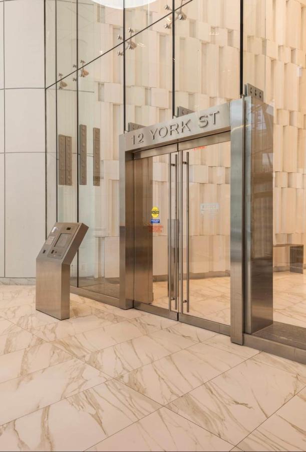 Cozy 2 Bedroom Free Parking Downtown Toronto 1Min Scotiabank Arena Tff Cn Tower Rogers Centre Union Station Eksteriør bilde